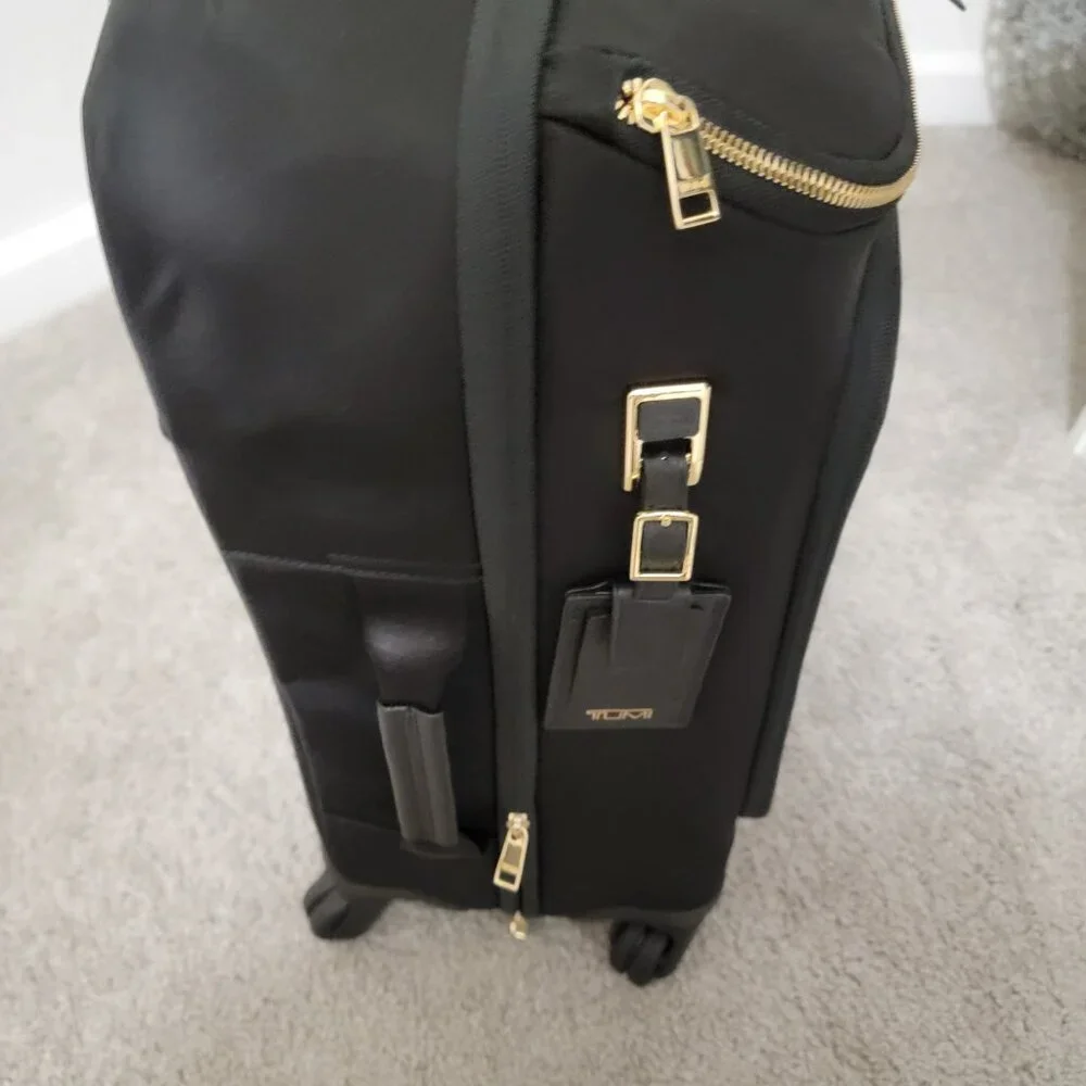 Tumi Carry on